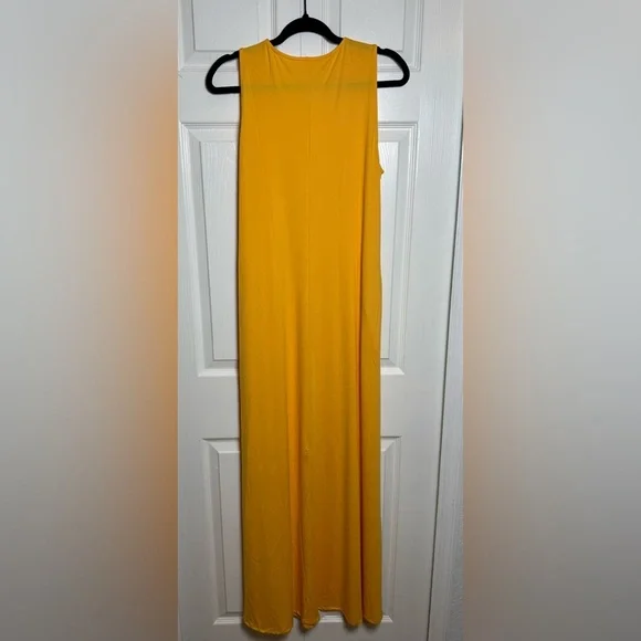 Vibrant Yellow Sleeveless Maxi Dress - Picture 5 of 6